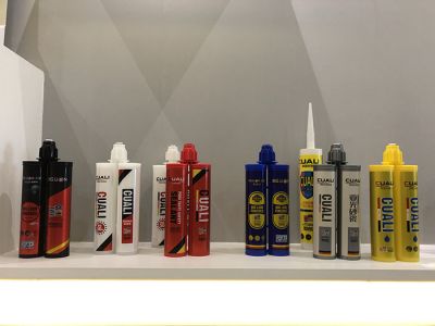 真瓷胶和环氧彩砂相比有什么优势？