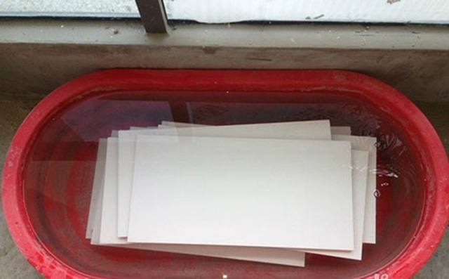 瓷砖浸水 瓷砖浸水